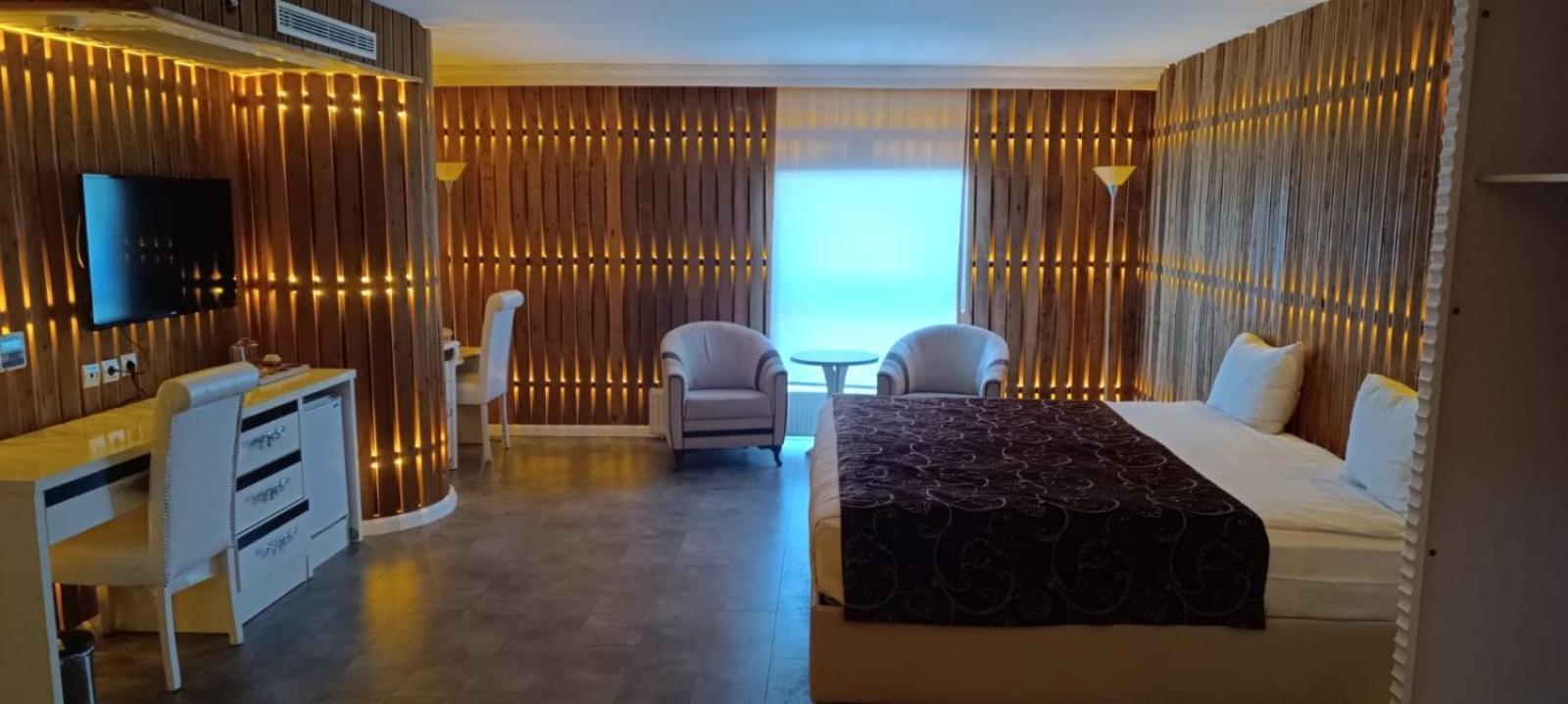 Karaman Demosan Hotel מראה חיצוני תמונה